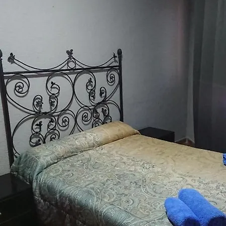 Guest house Hostal Sax